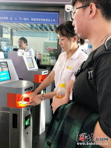 唐山北站引入人臉自助識別設備，旅客秒速通關更便捷